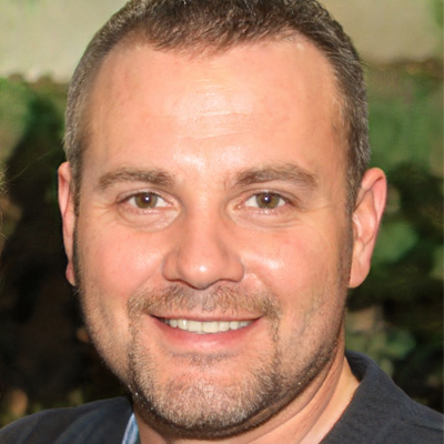 Simon Daniel